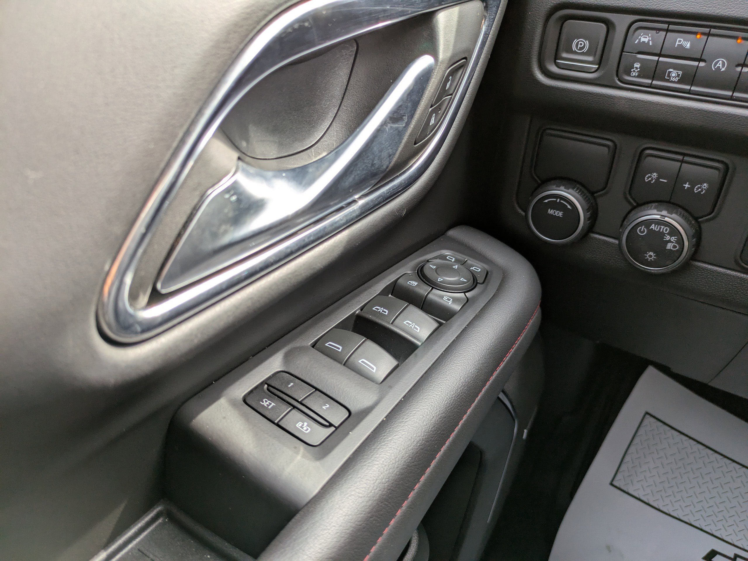 2023 Chevrolet Tahoe RST photo 28