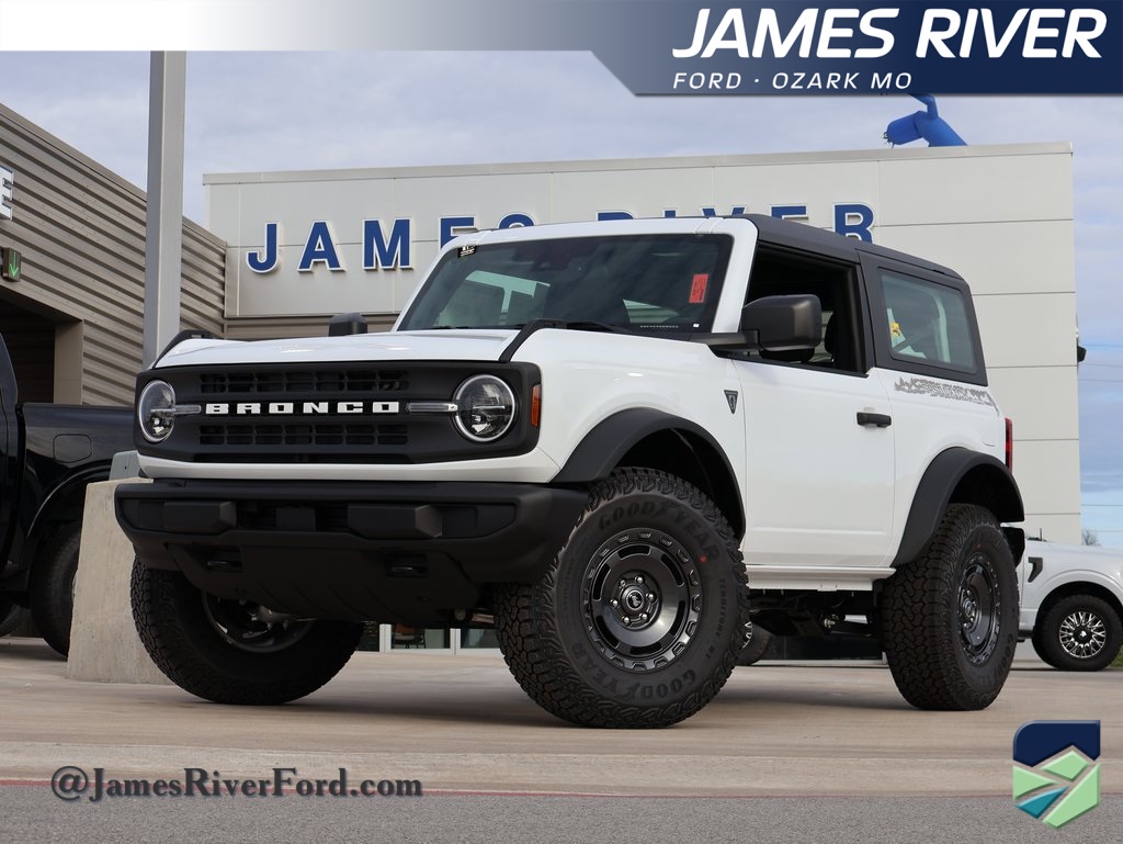 2025 Ford Bronco 2-Door Base's photo