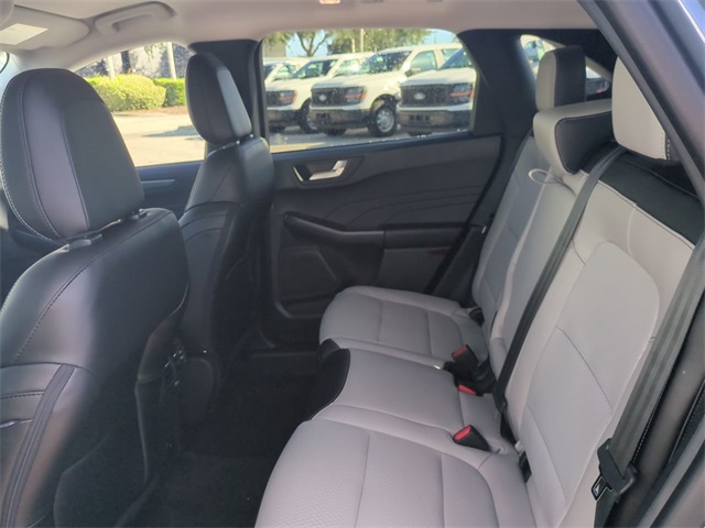 2026 Ford Escape Plug-In Hybrid photo 14