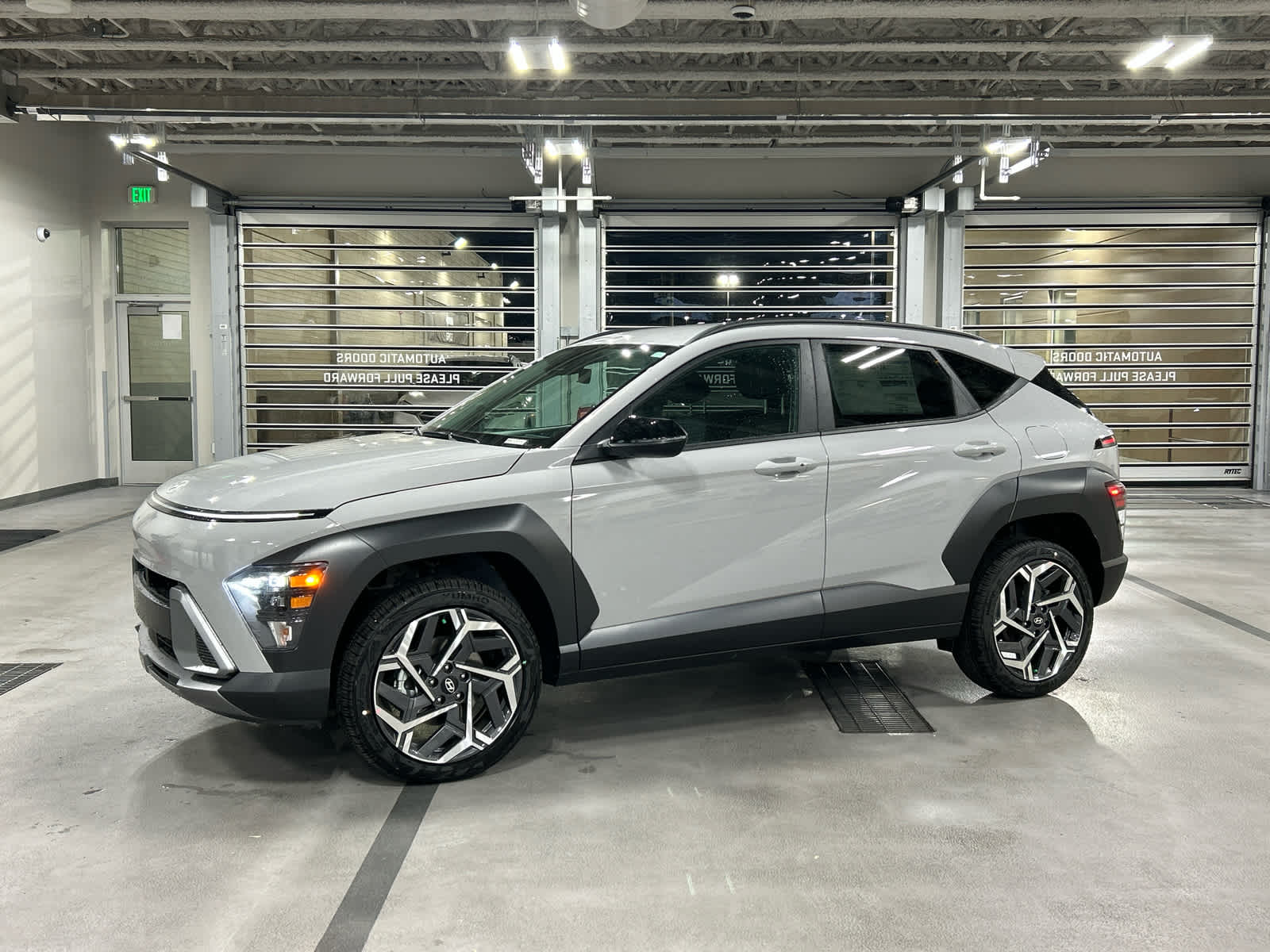 2026 Hyundai Kona SEL Premium's photo