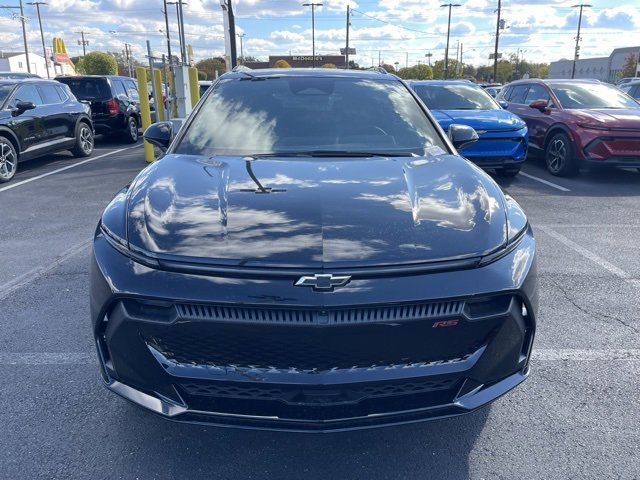 2026 Chevrolet Equinox EV 3RS photo 2