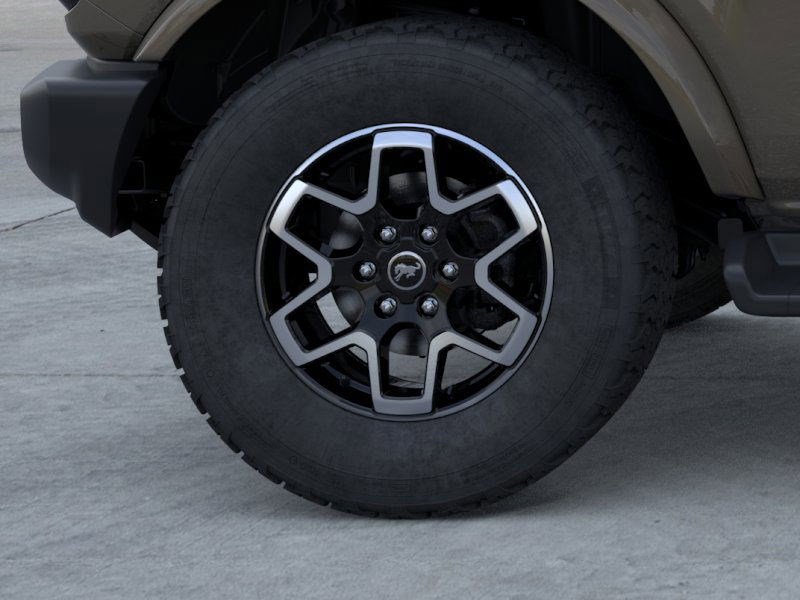 2025 Ford Bronco Outer Banks photo 6