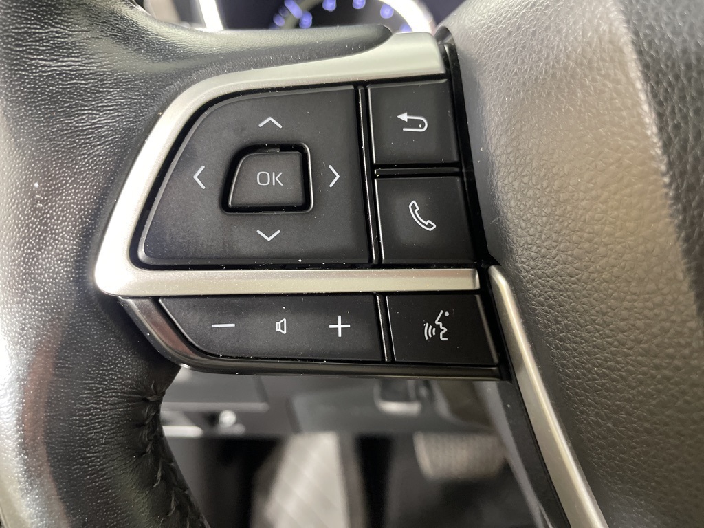 2022 Toyota Highlander XLE photo 21