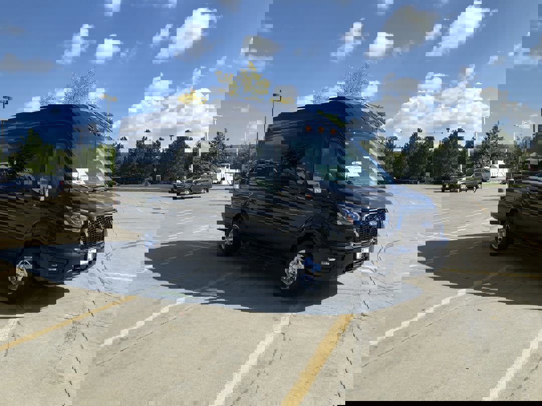 2025 Ford Transit Passenger XLT photo 2