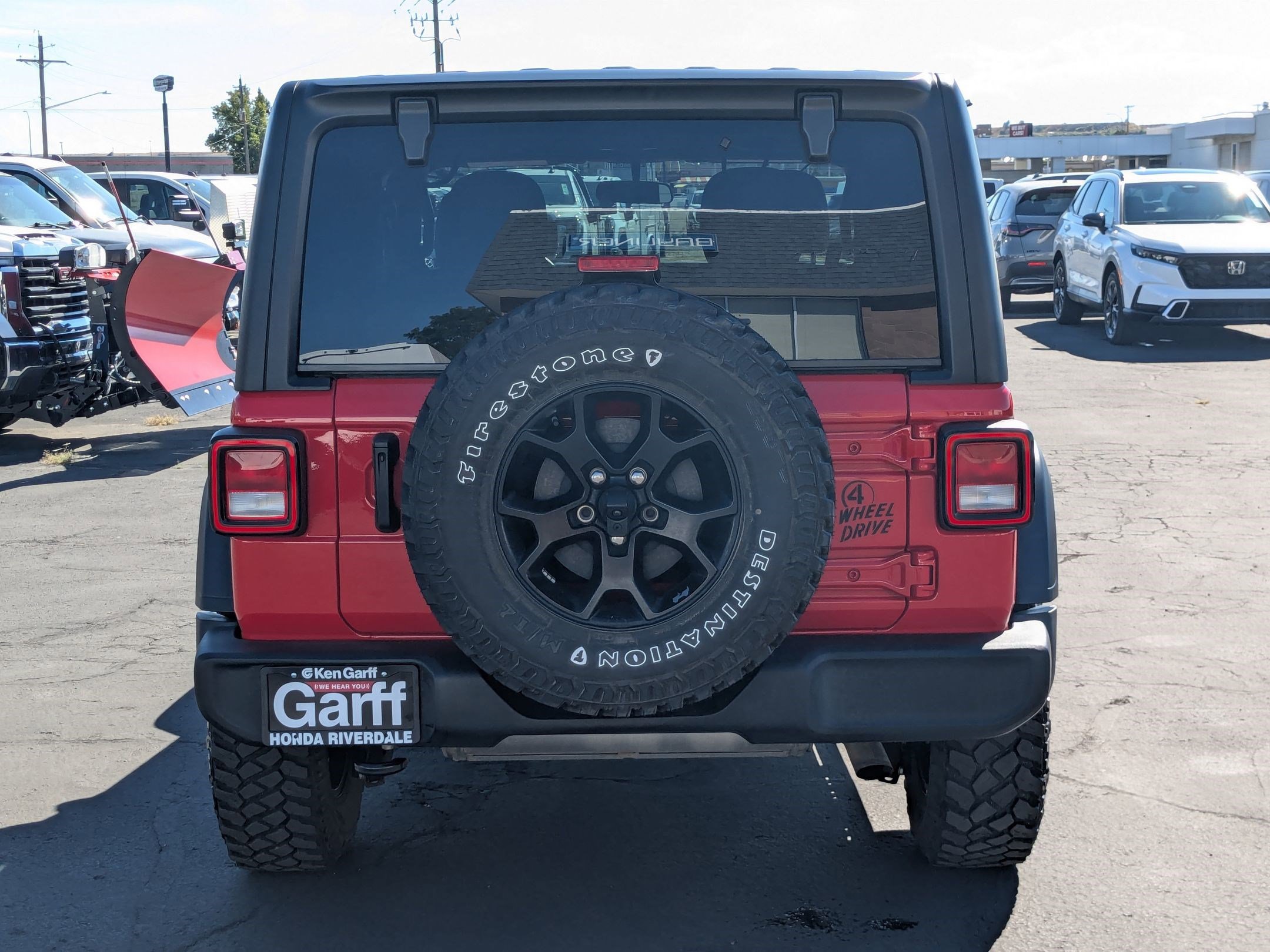 2022 Jeep Wrangler Willys photo 4