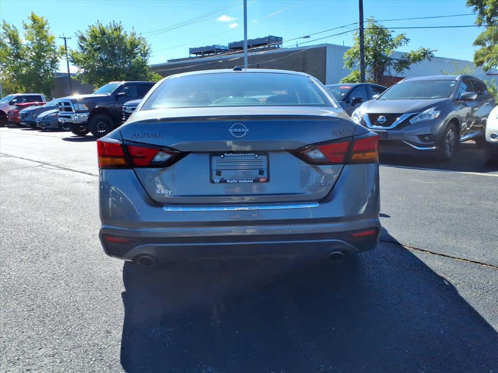 2023 Nissan Altima 2.5 SV photo 6