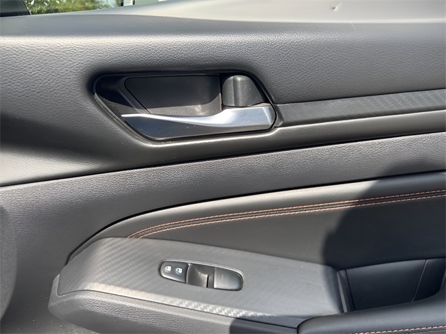2020 Nissan Altima 2.5 SR photo 15