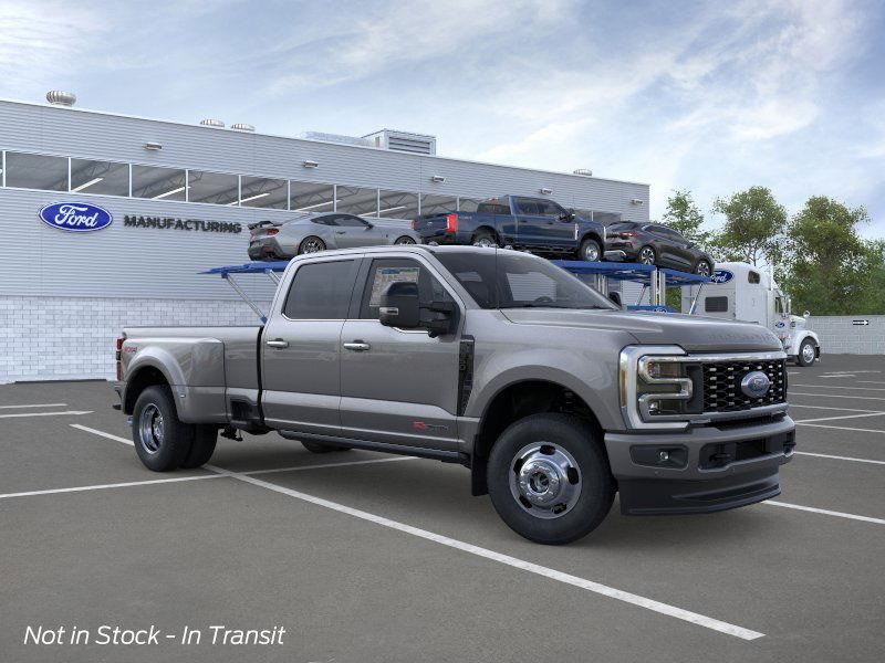 2025 Ford F-350 Super Duty Platinum