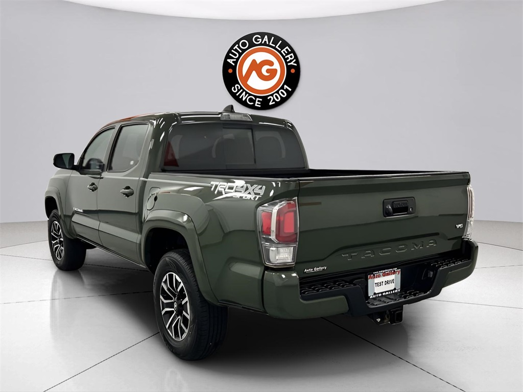 2021 Toyota Tacoma TRD Sport photo 4