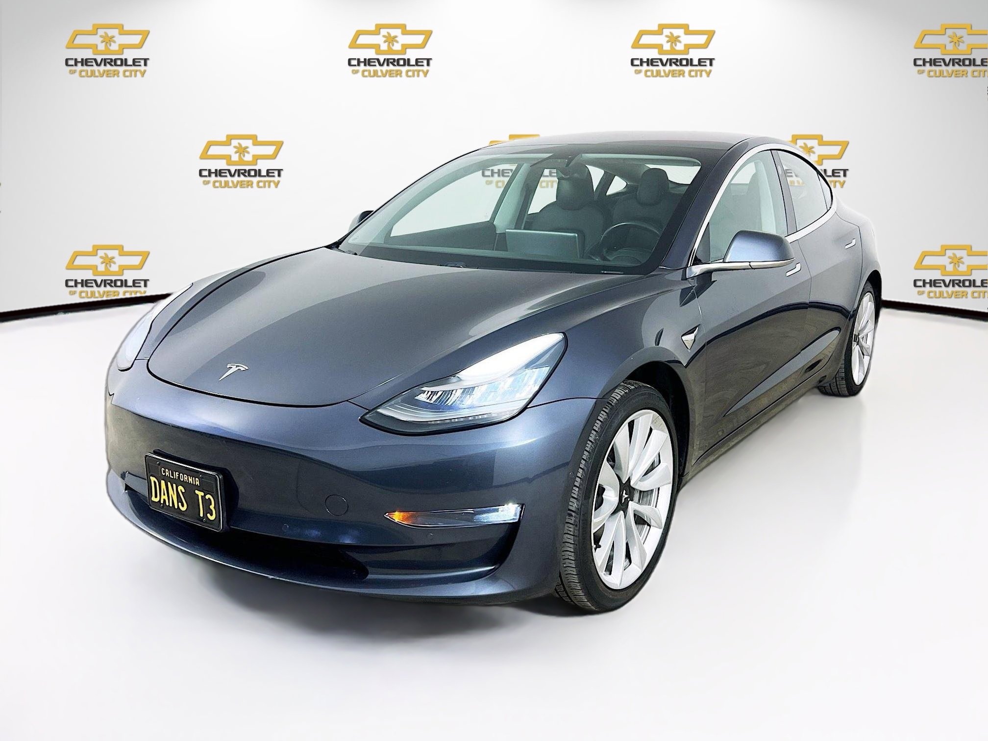 2018 Tesla Model 3 Long Range photo 3