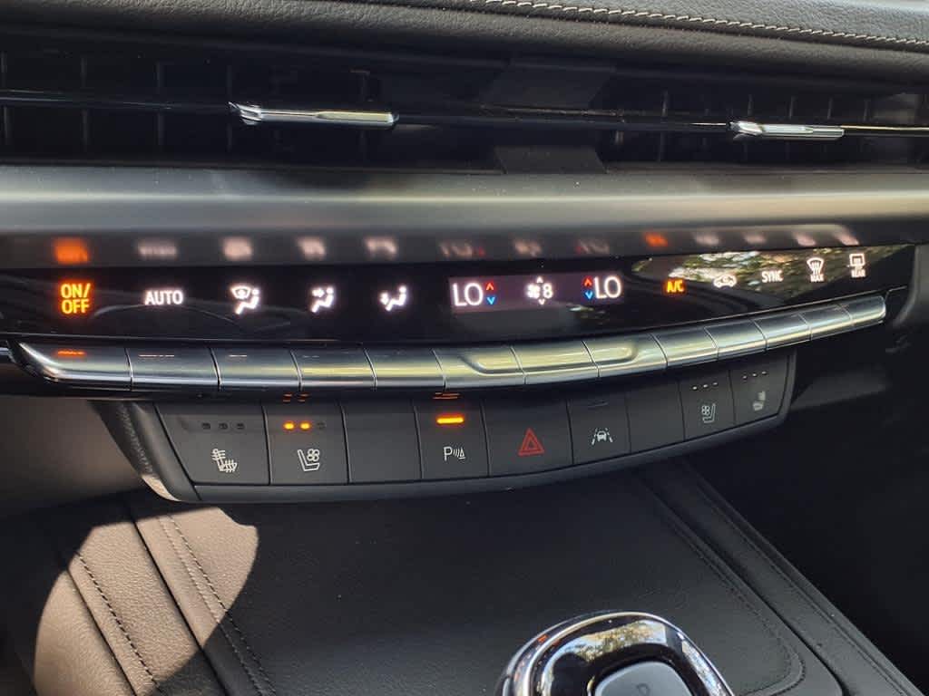 2024 Cadillac XT4 Premium Luxury photo 16