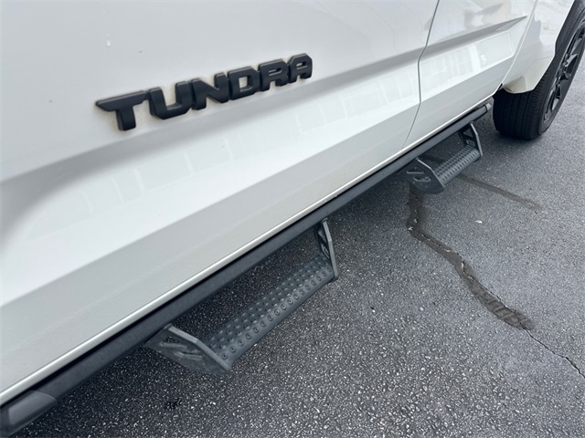 2022 Toyota Tundra SR5 photo 9