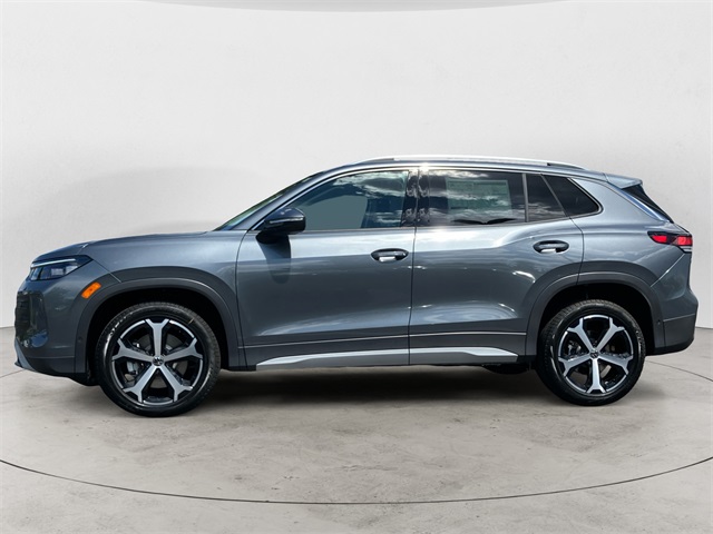 2025 Volkswagen Tiguan SE photo 2