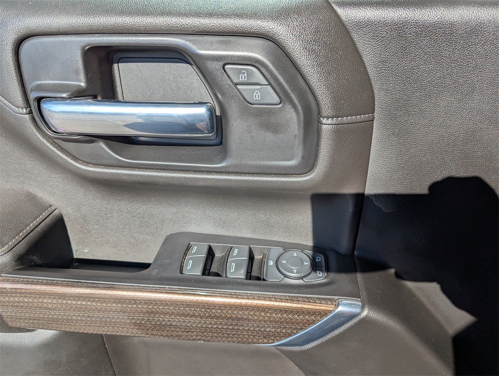 2022 Chevrolet Silverado 1500 LT photo 17
