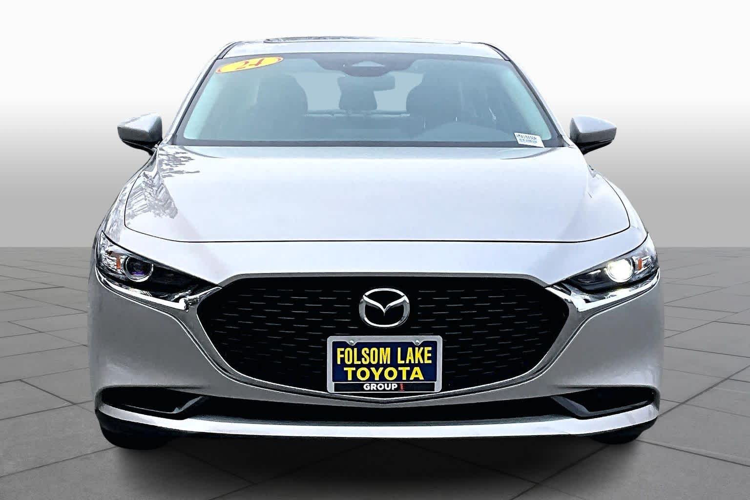 2024 Mazda Mazda3 2.5 s Preferred photo 3