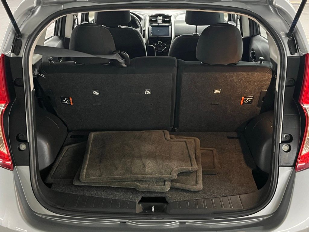 2015 Nissan Versa Note SL photo 31