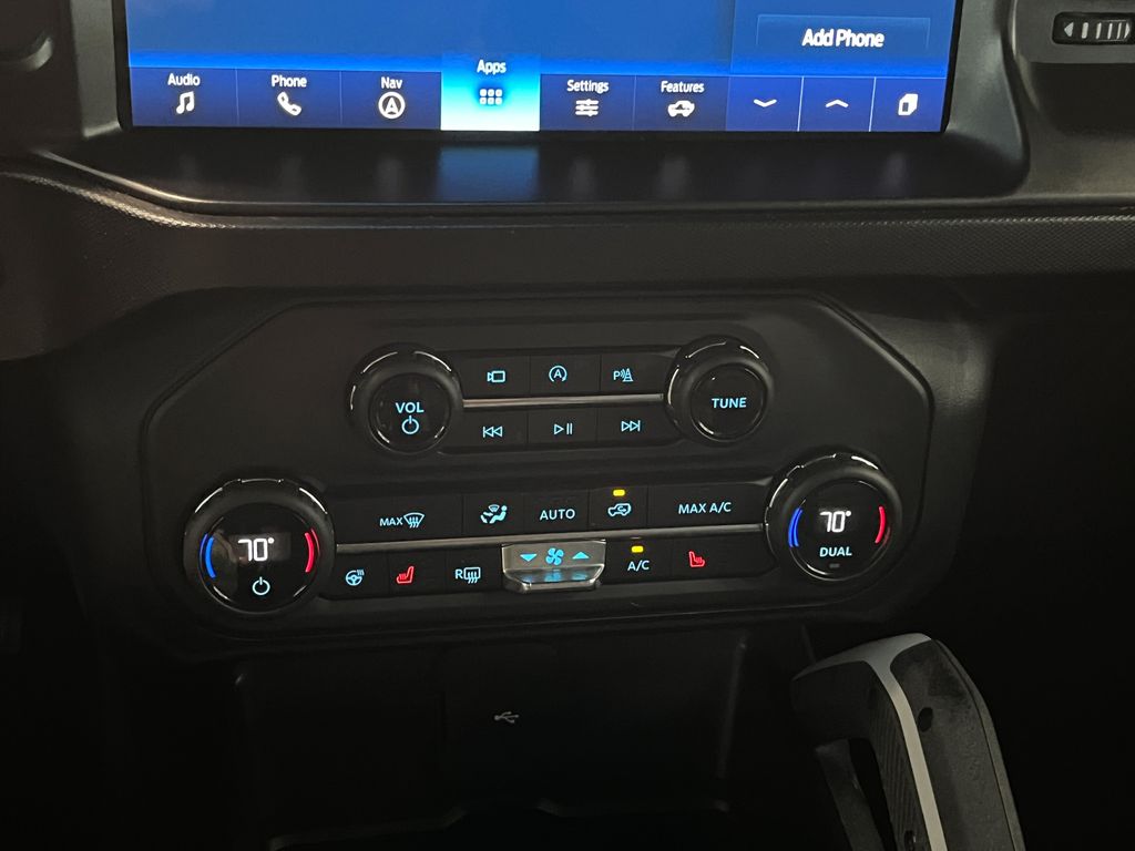 2021 Ford Bronco First Edition photo 25