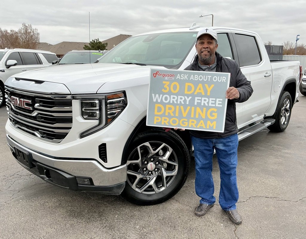 2024 GMC Sierra 1500 SLT's photo