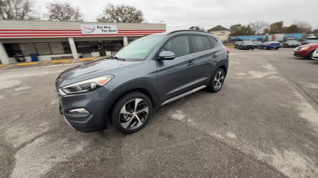 2017 Hyundai Tucson Sport photo 2