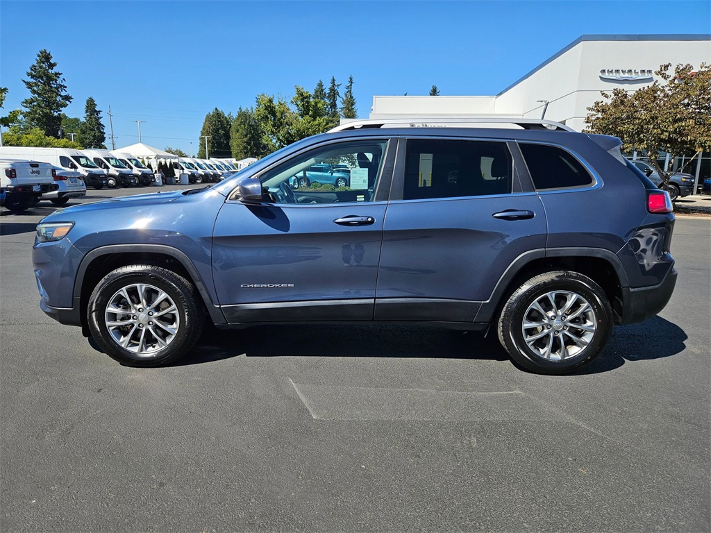 2019 Jeep Cherokee Latitude photo 2