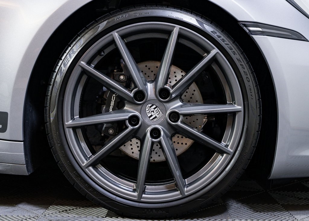 2024 Porsche 911 T photo 3