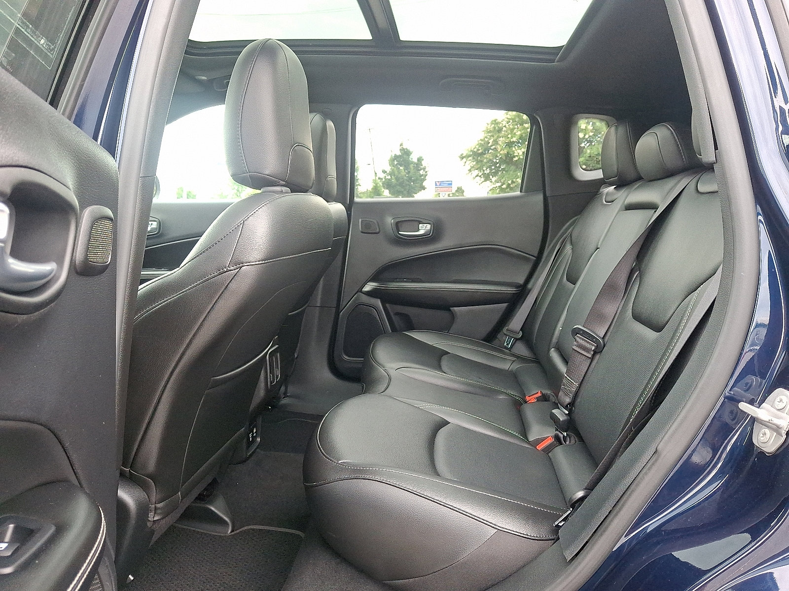 2021 Jeep Compass Altitude photo 5