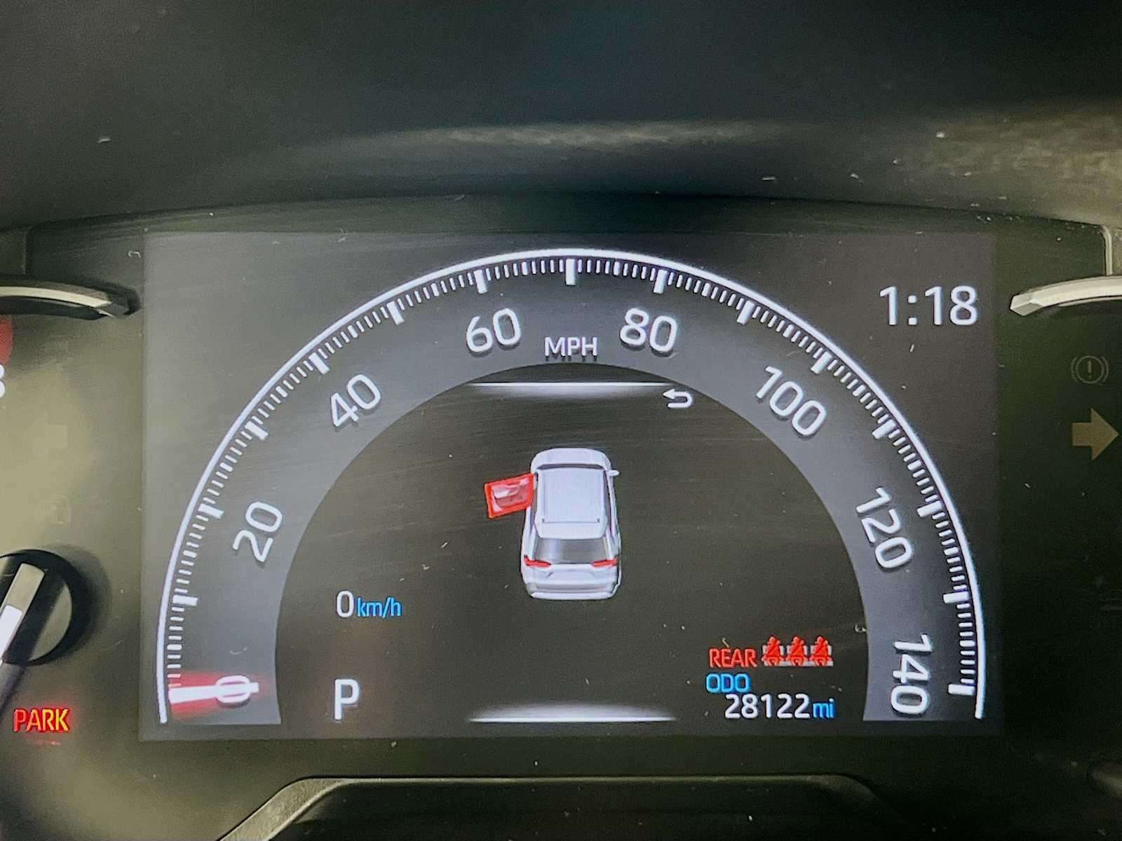 2023 Toyota RAV4 LE photo 10