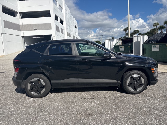 2024 Hyundai Kona Electric SEL photo 2