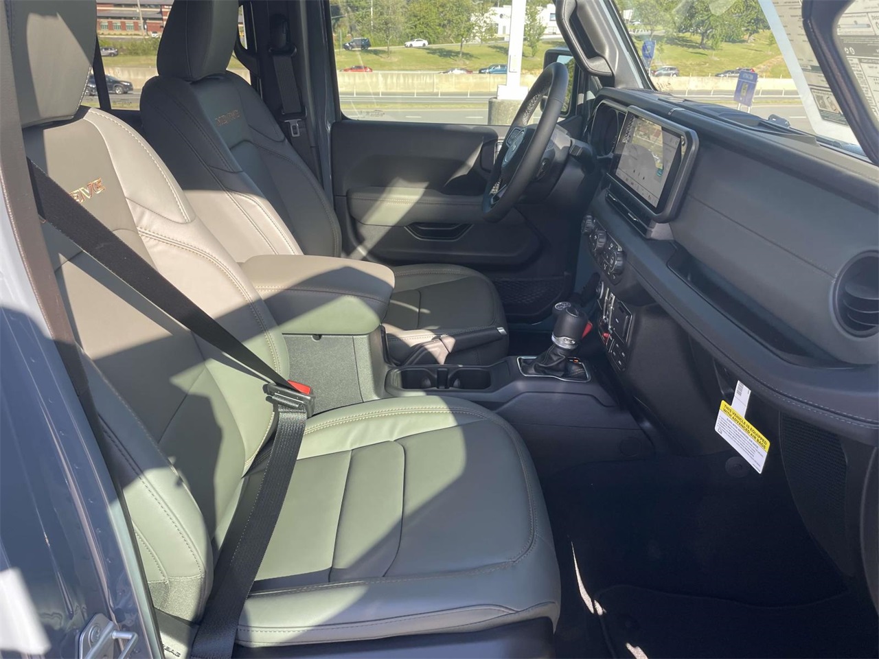 2025 Jeep Gladiator Mojave photo 28