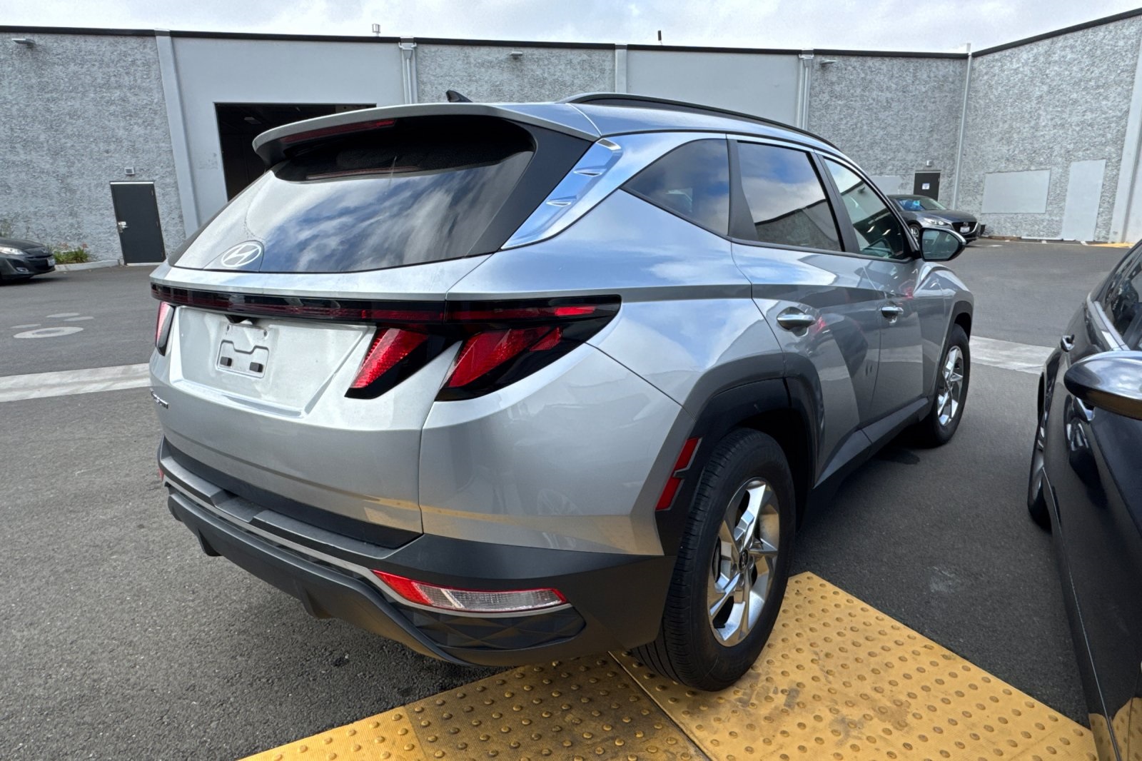 2024 Hyundai Tucson SEL photo 2