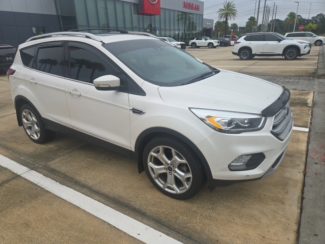 2017 Ford Escape Titanium's photo