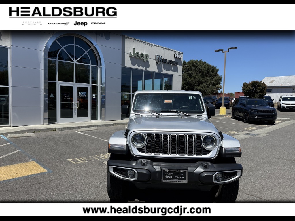 2024 Jeep Wrangler Sahara photo 8