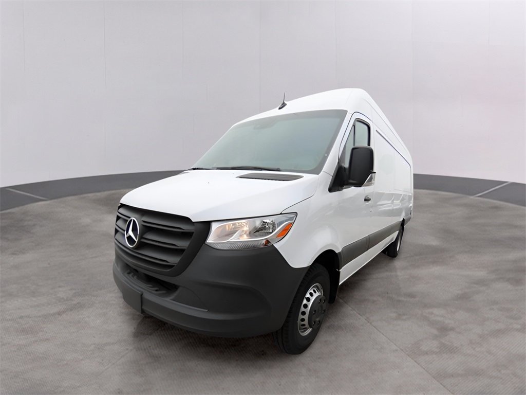 Used 2024 Mercedes-Benz Sprinter Cargo Van Base with VIN W1Y8ND3Y1RT166743 for sale in Kansas City