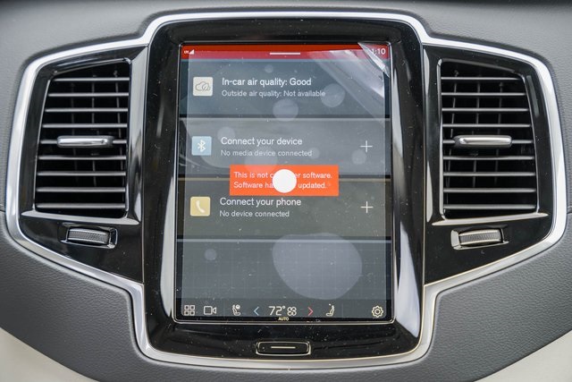 2025 Volvo XC90 T8 photo 16