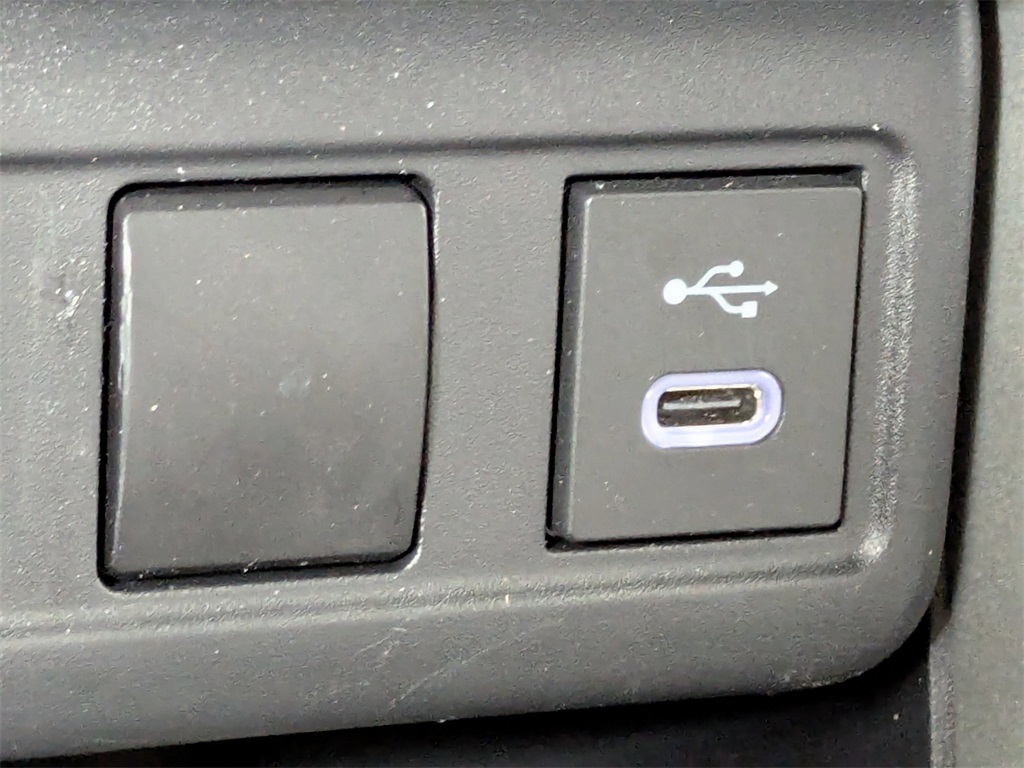2023 Toyota Corolla Hybrid SE photo 16