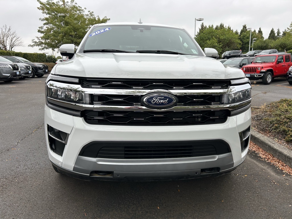 2024 Ford Expedition MAX Limited photo 2