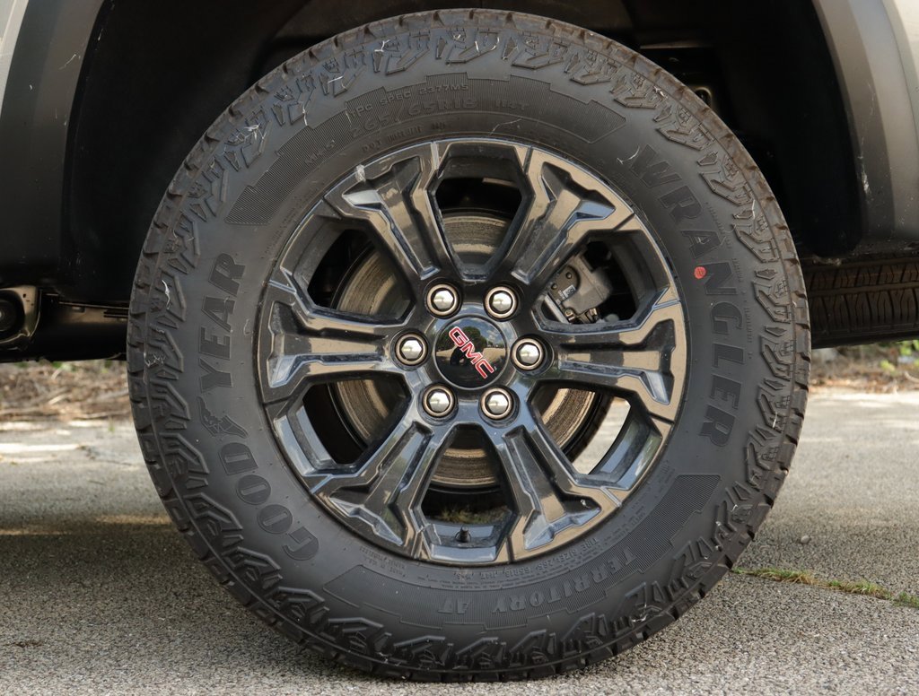 2025 Gmc Canyon Elevation photo 34