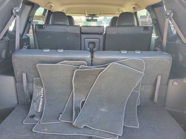 2025 MITSUBISHI OUTLANDER - Image 14