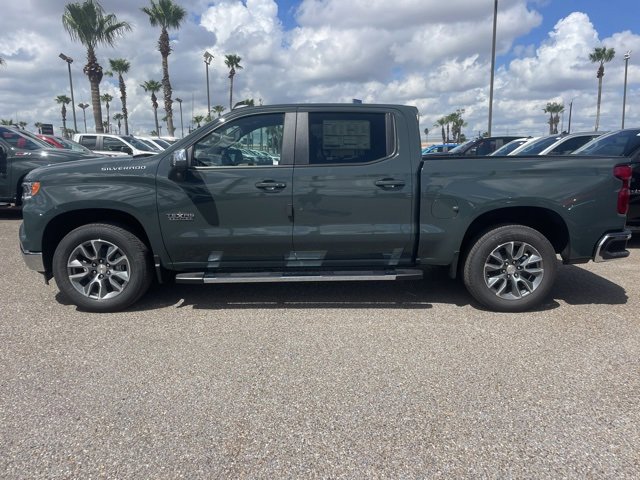 2026 Chevrolet Silverado 1500 LT photo 4