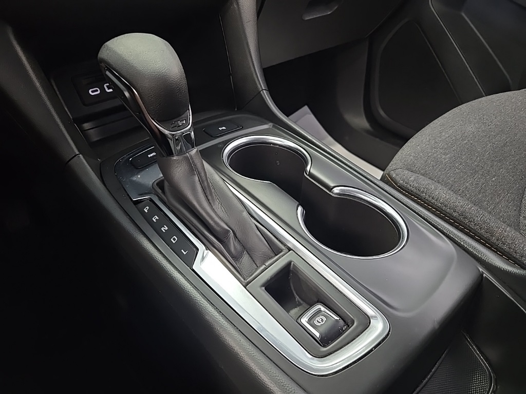 2022 Chevrolet Equinox LT photo 21