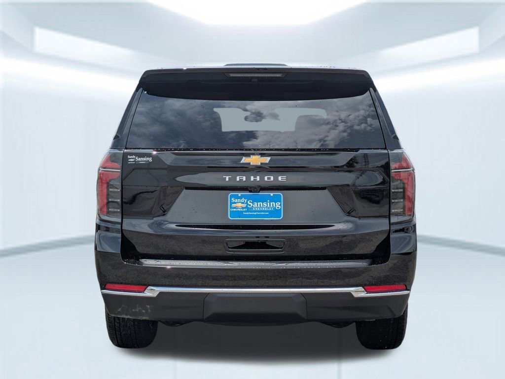 2025 Chevrolet Tahoe LS photo 4