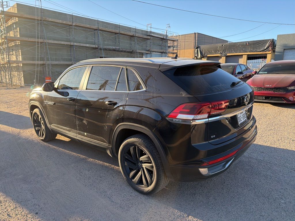 2023 Volkswagen Atlas Cross Sport SE Technology photo 4
