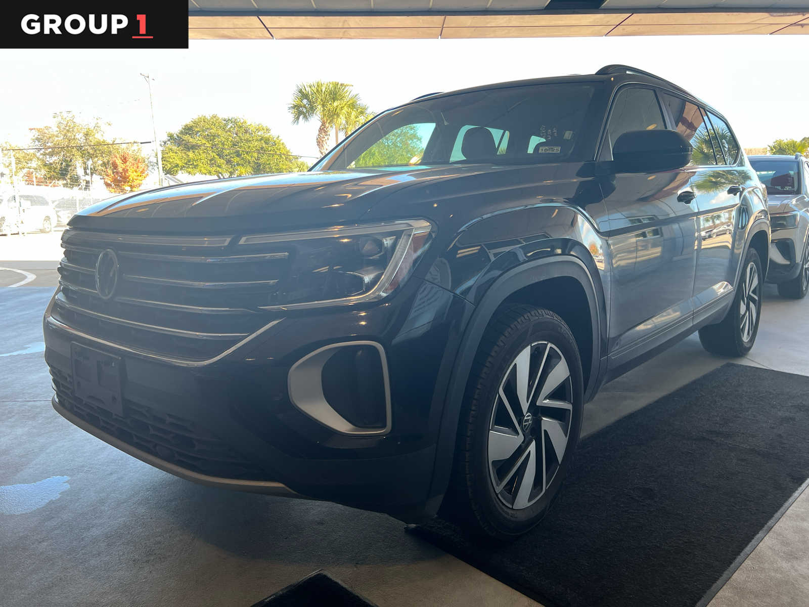 2024 Volkswagen Atlas SE w/Tech's photo