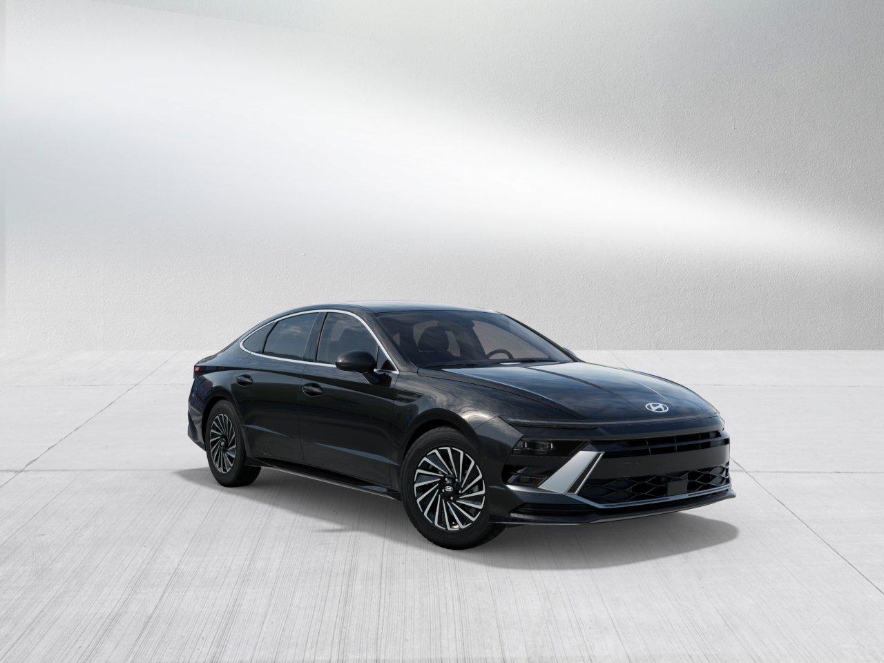 2025 Hyundai Sonata Hybrid SEL photo 2