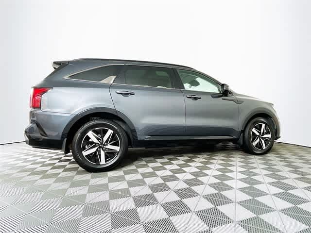 2021 Kia Sorento S photo 8