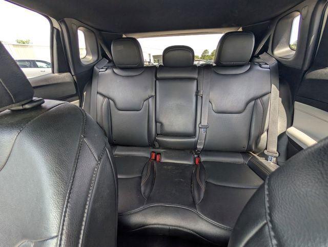 2023 Jeep Compass Limited photo 12
