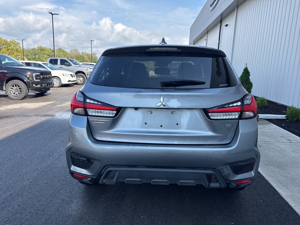 2024 Mitsubishi Outlander Sport SE photo 4