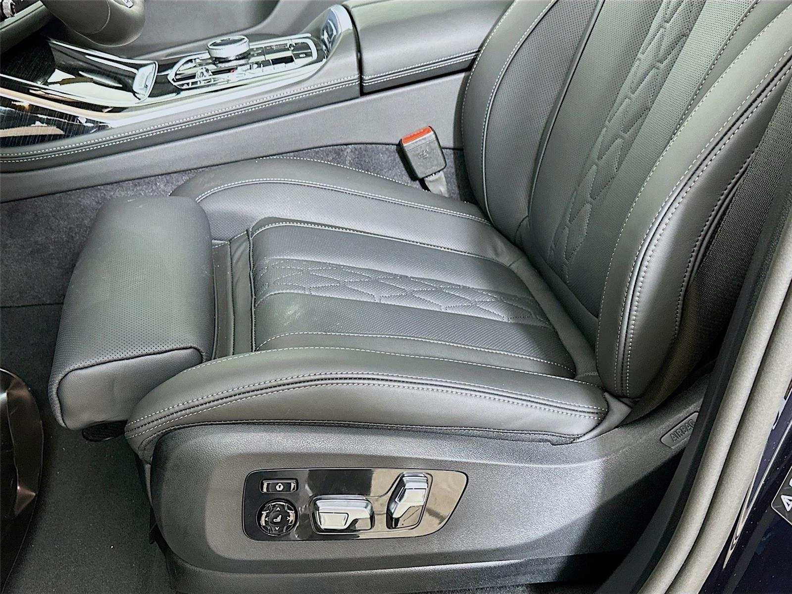 2026 Bmw X7 M60i photo 19