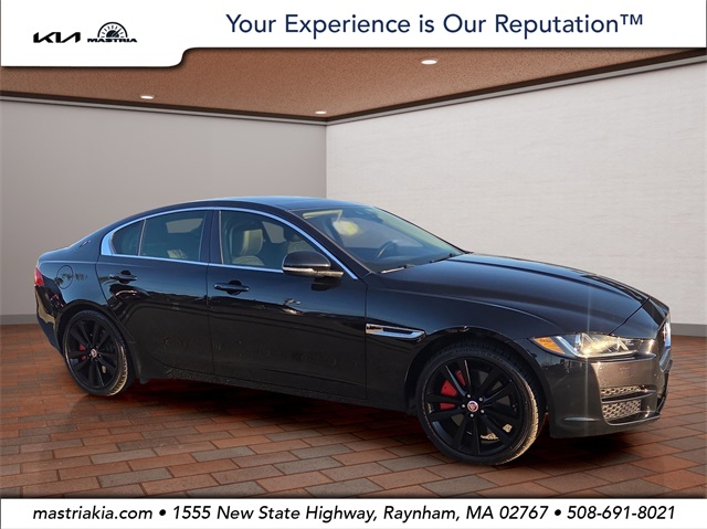 2017 Jaguar XE Prestige's photo