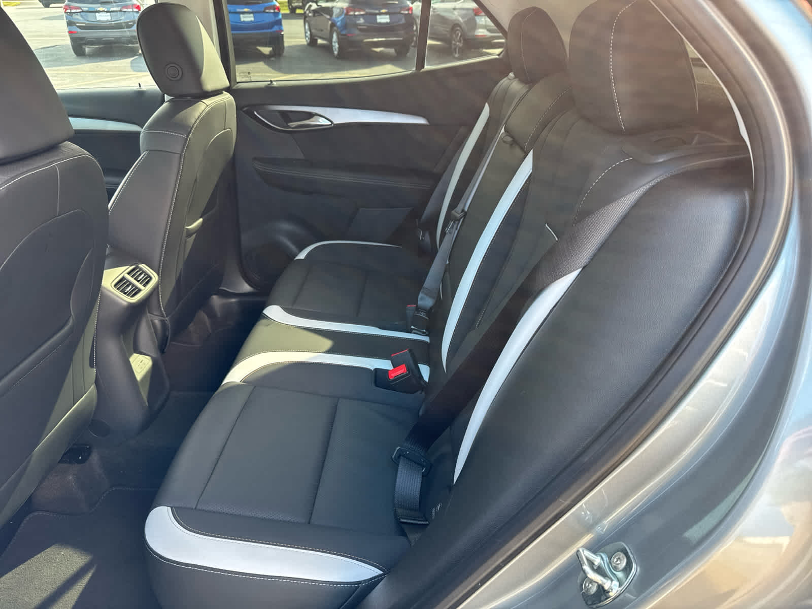 2025 Buick Envision Sport Touring photo 15